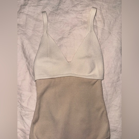 Lulus Trendy Demeanor Ivory And Beige Color Block Sleeveless Bodysuit - Size XS - Picture 10 of 11